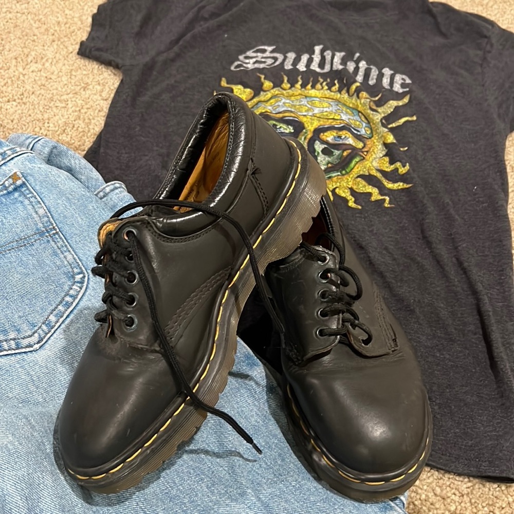 Preowned Doc Martins 8053 5 eyelet Oxford size UK 7 or Men’s 7.5
